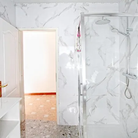 아파트 Apartma Sofronia *