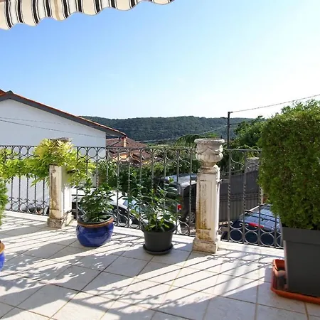 Apartma Sofronia 아파트 *