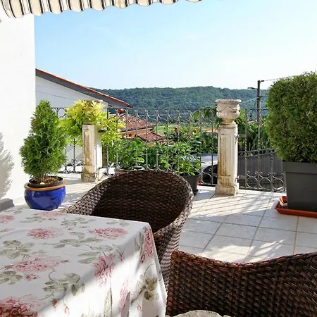 Apartma Sofronia
